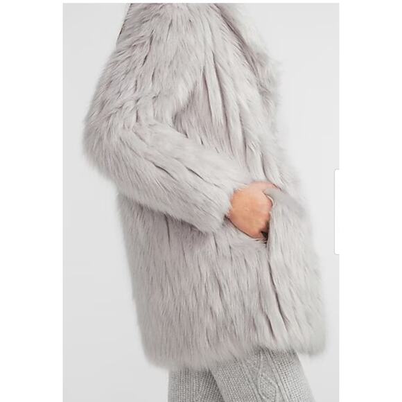 Express x You NEW Size Large Oversized Faux Fur Jacket Coat Silver and White - Picture 3 of 10